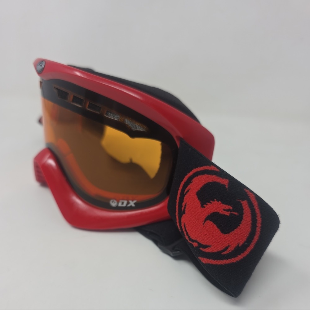 Dragon Alliance DX Ski Snowboard Goggles Red Frame Amber Tint Lens Unisex OTG - Picture 2 of 5